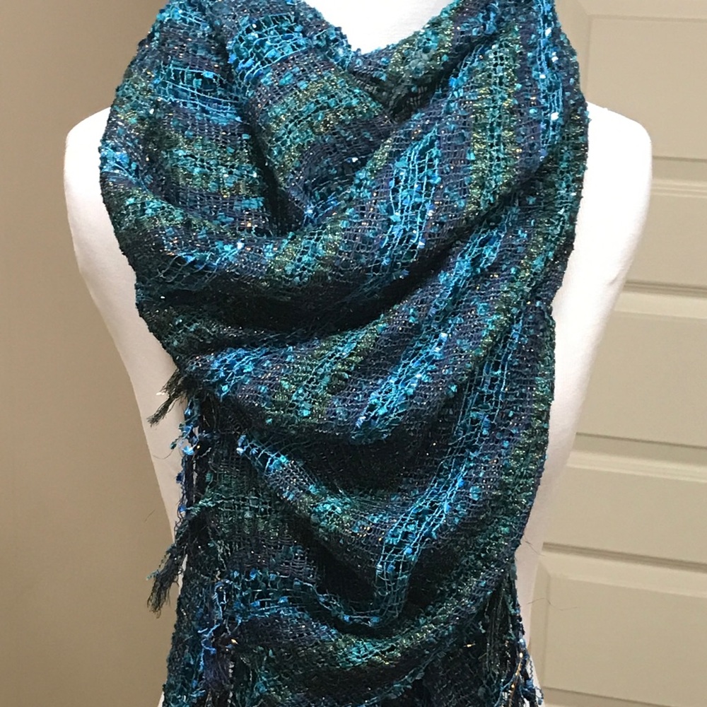 Stunning Scarf Wrap Ocean Shades of Blues!